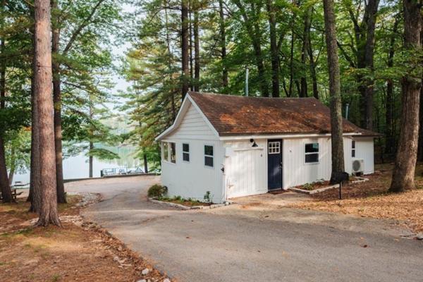 Arbutus Lake 3 Bedroom Cottage Траверс-Сіті Екстер'єр фото